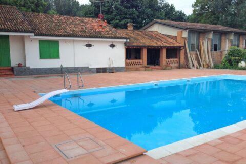 Realizzazione Piscina Esterna